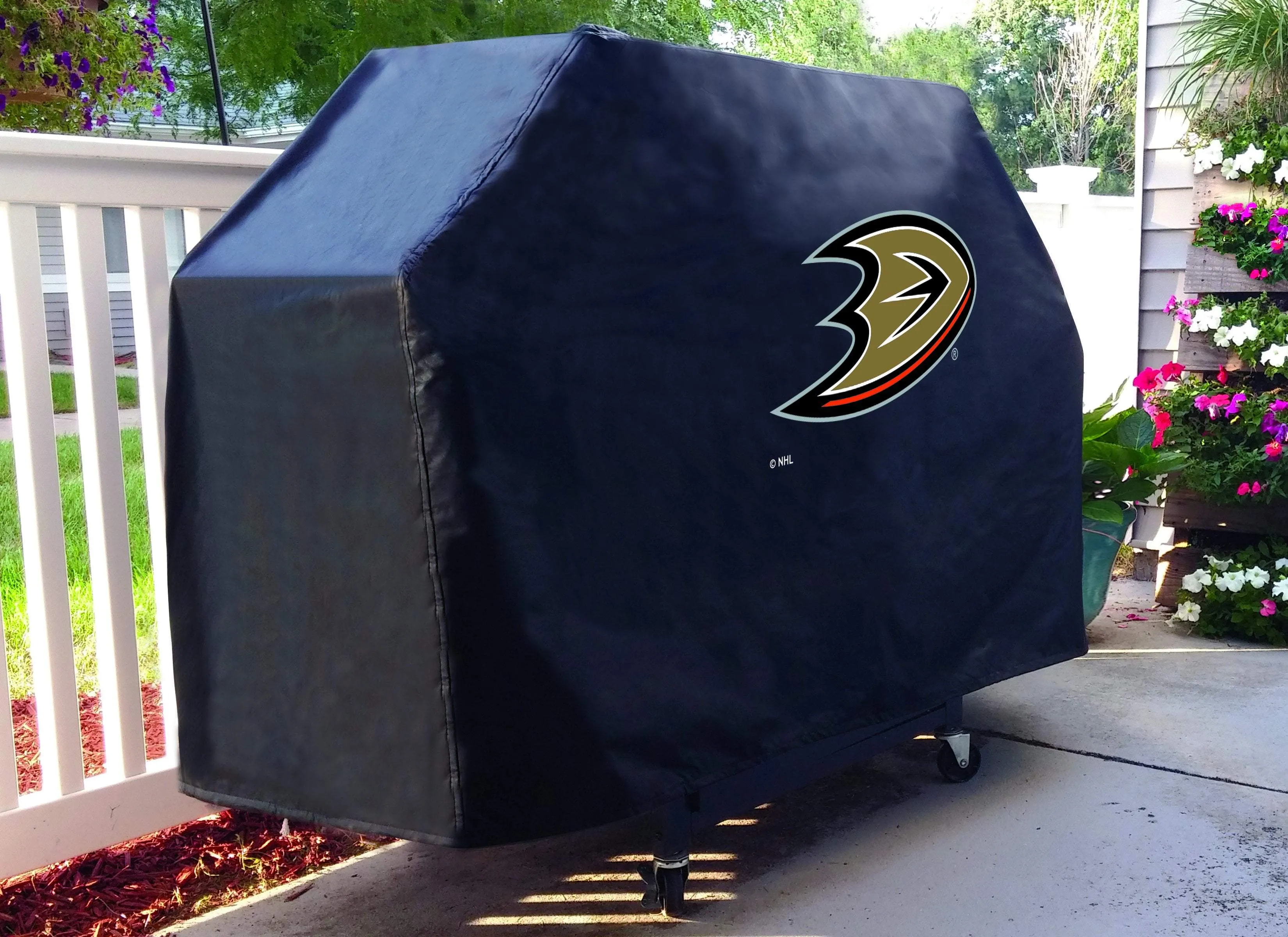 Anaheim Ducks HBS Black Outdoor Heavy Duty Breathable Vinyl BBQ Grill Cover