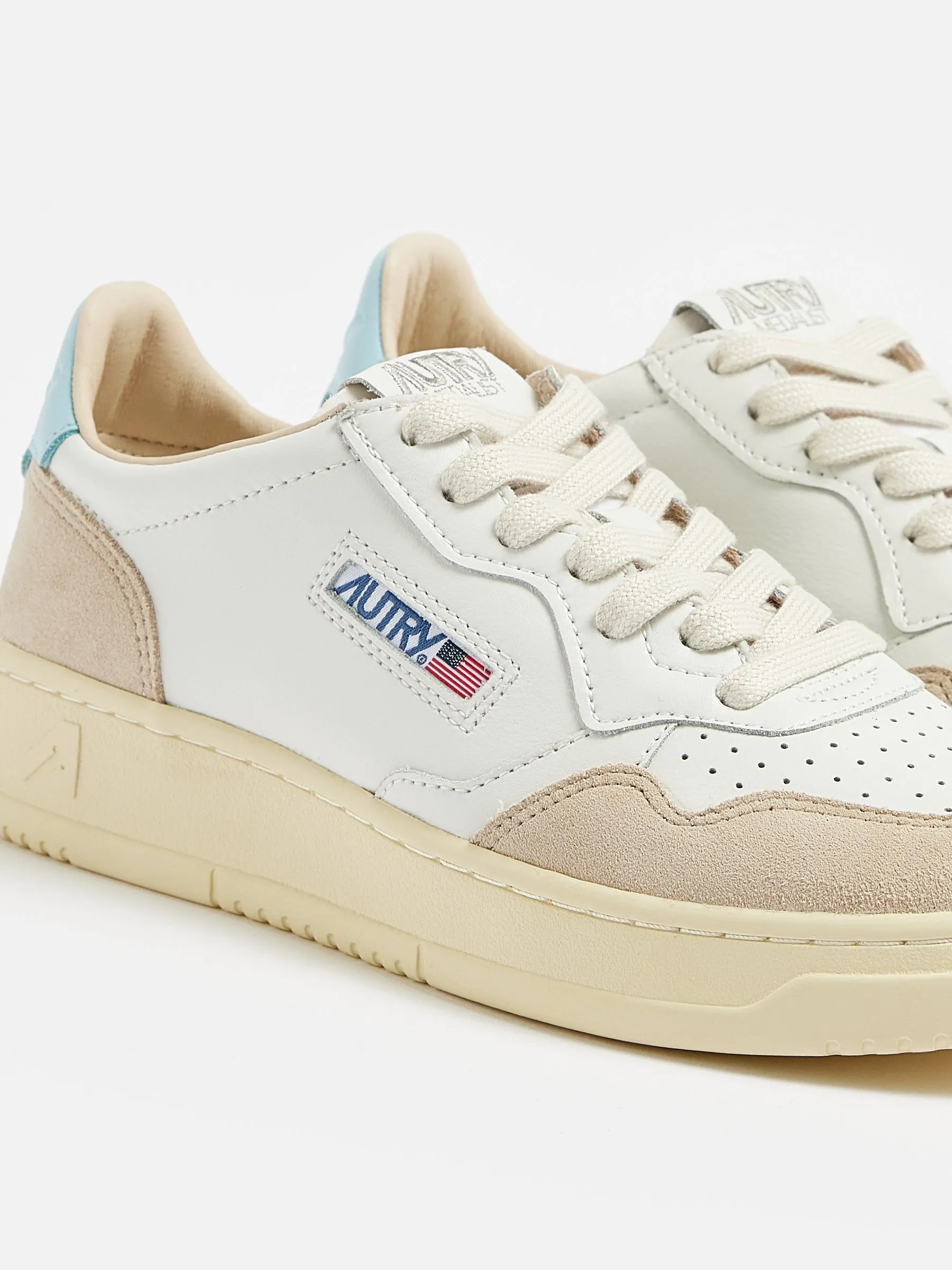 AUTRY |  MEDALIST LOW FOR WOMEN