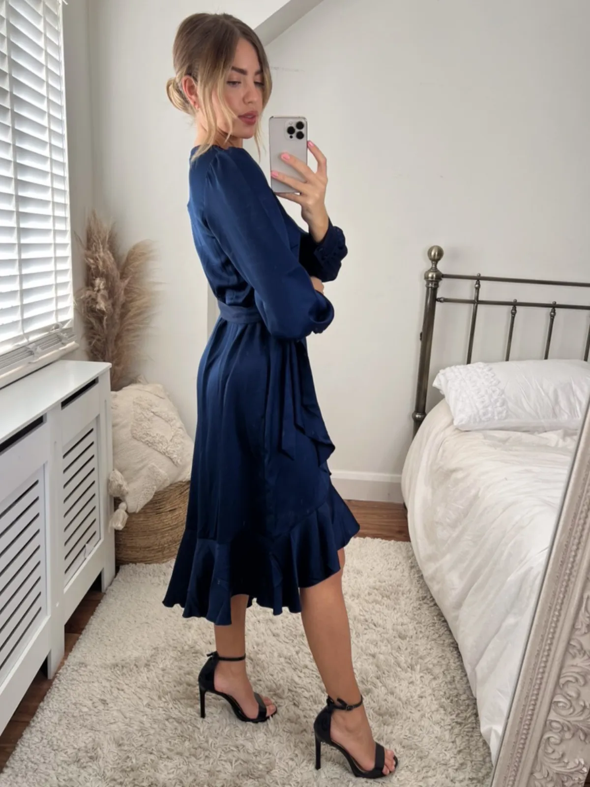 Charlotte Wrap Midi Dress / Navy