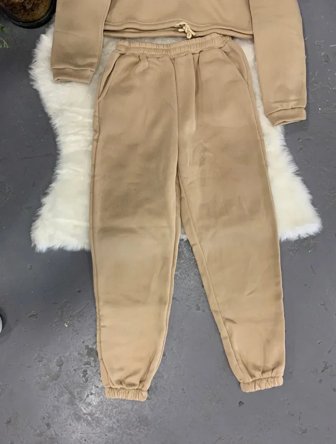 COZY CROP TRACKSUIT - DUNE