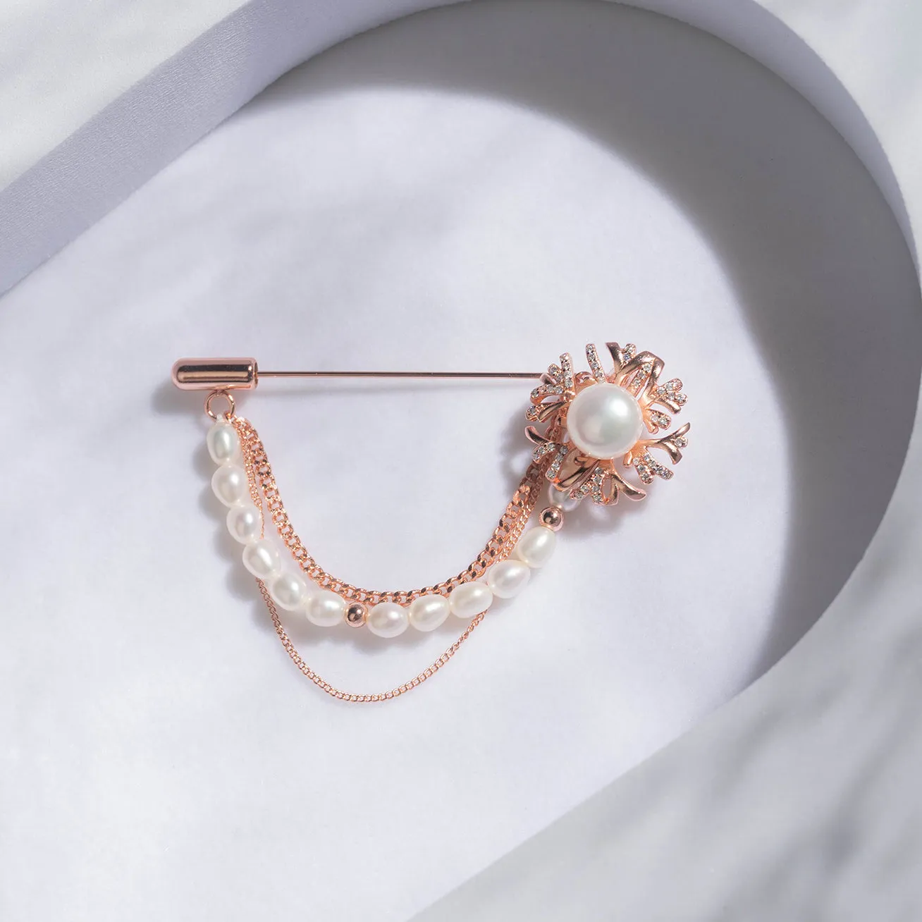 Elegant Freshwater Pearl Brooch WC00054 | GARDENS