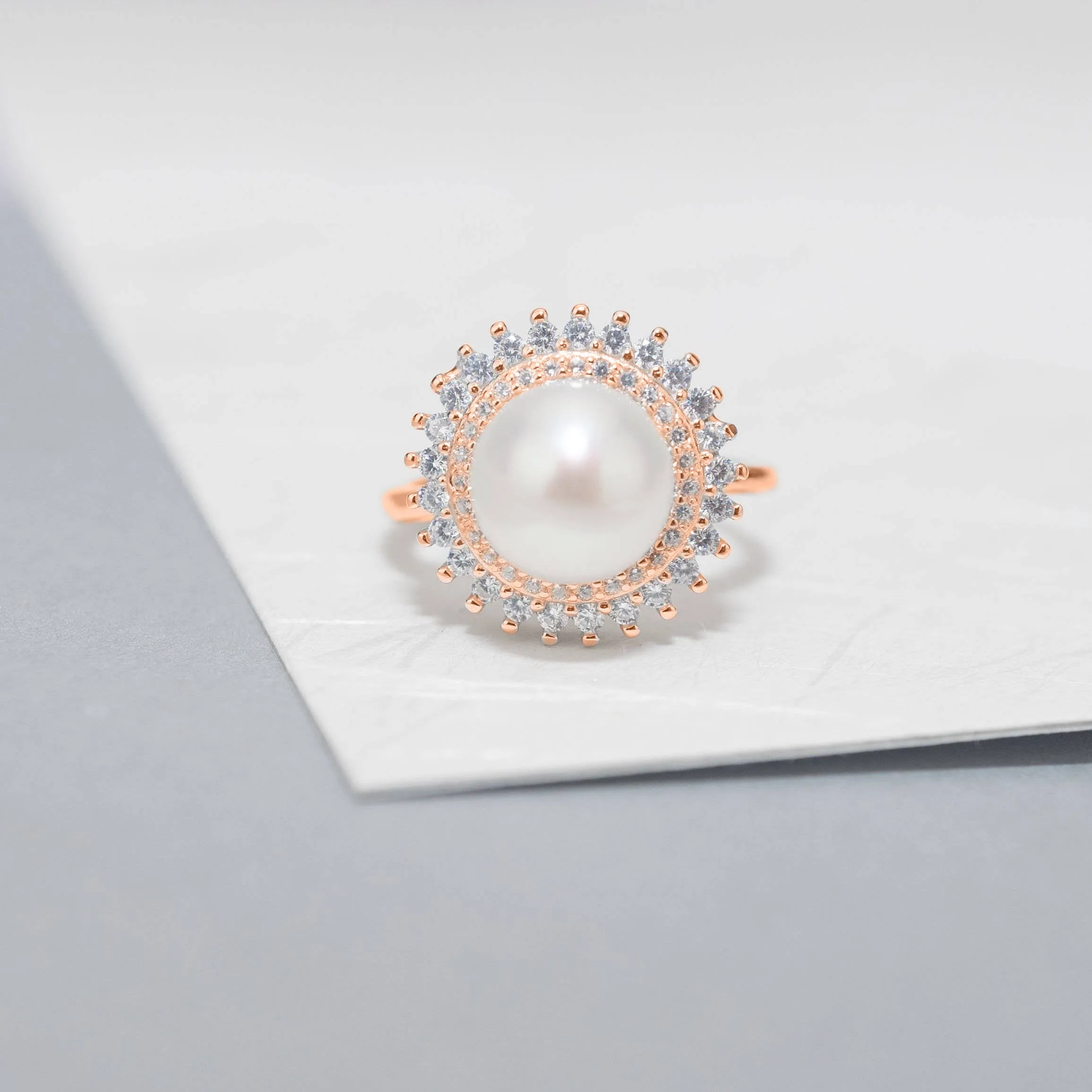 Elegant Freshwater Pearl Ring WR00138