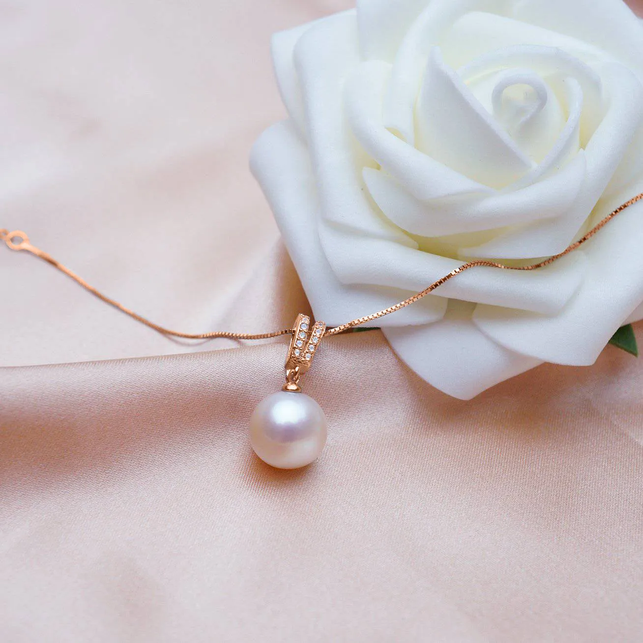 Elegant Freshwater Pearl Set WS00070