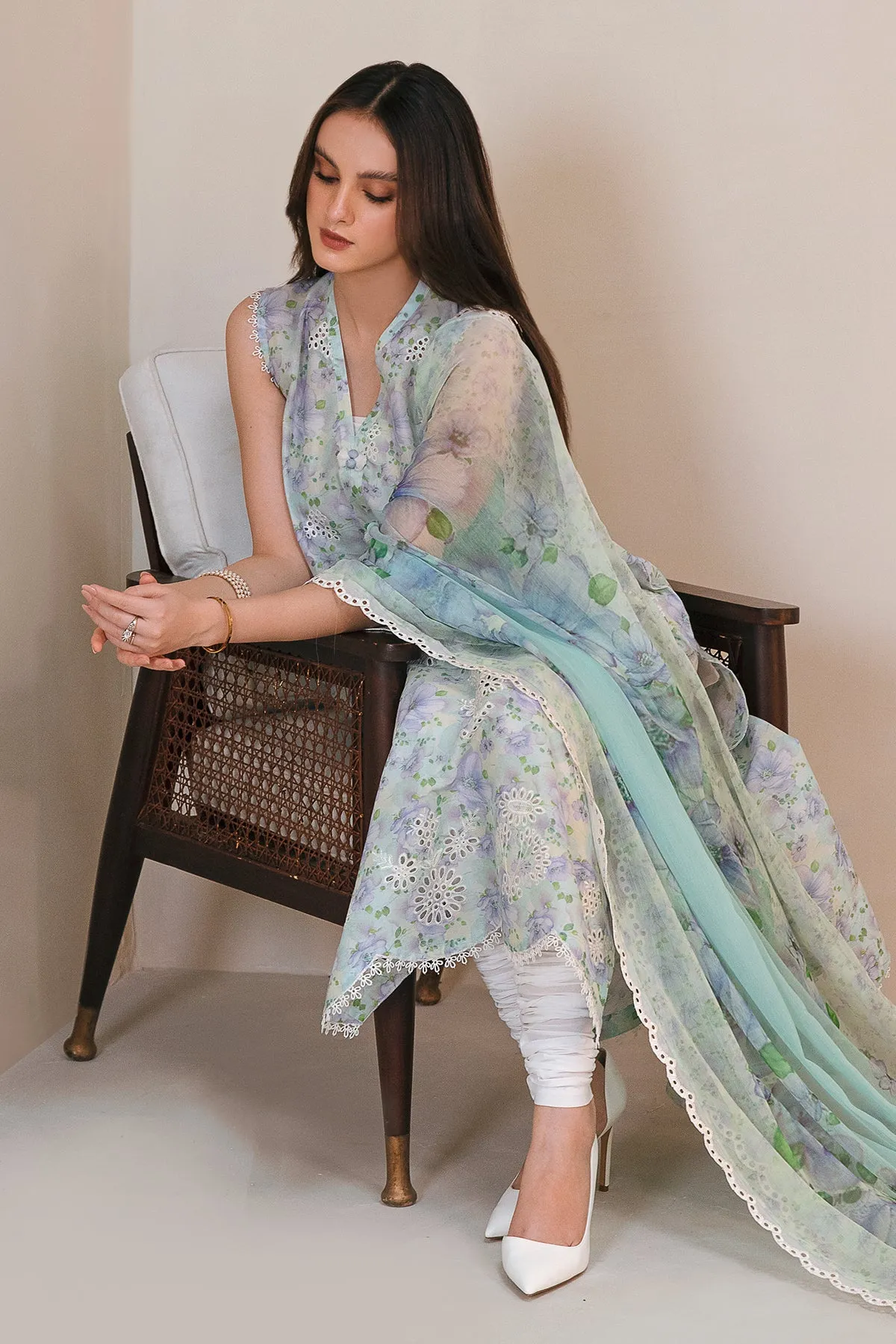 EMBROIDERED  LAWN UF-357