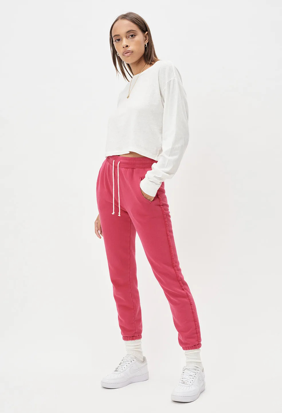 Embroidered Sweatpants / Currant