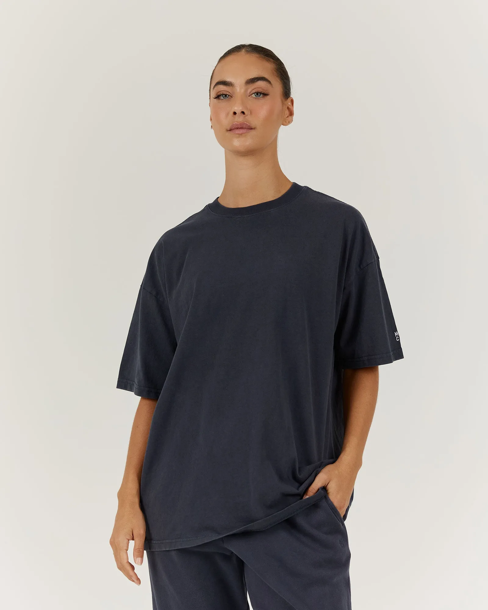 ESSENTIALS TEE - FADED SLATE